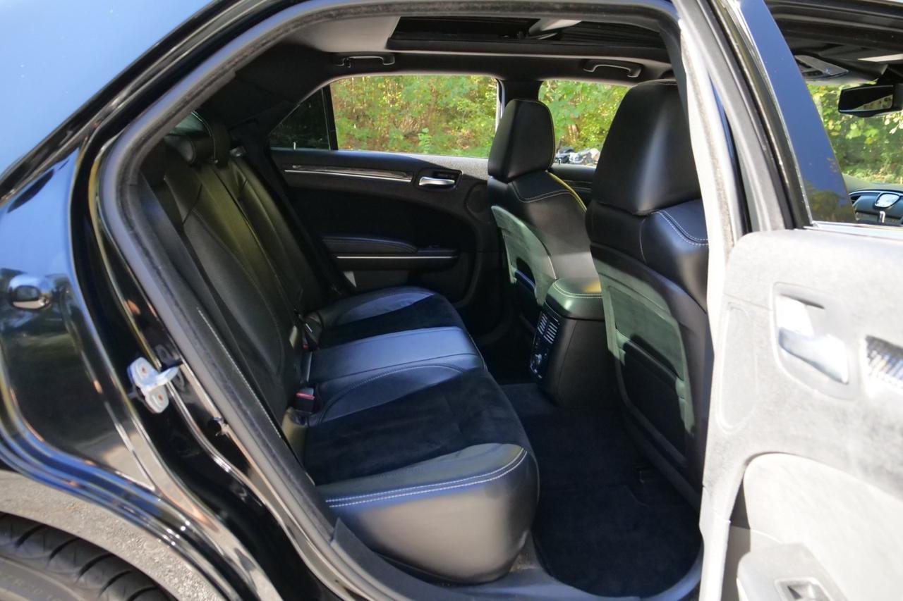 2012 Chrysler 300 SRT8 / Harmon Kardon Audio / 6.4L V8 / Pano Sunroof Lincolnton NC