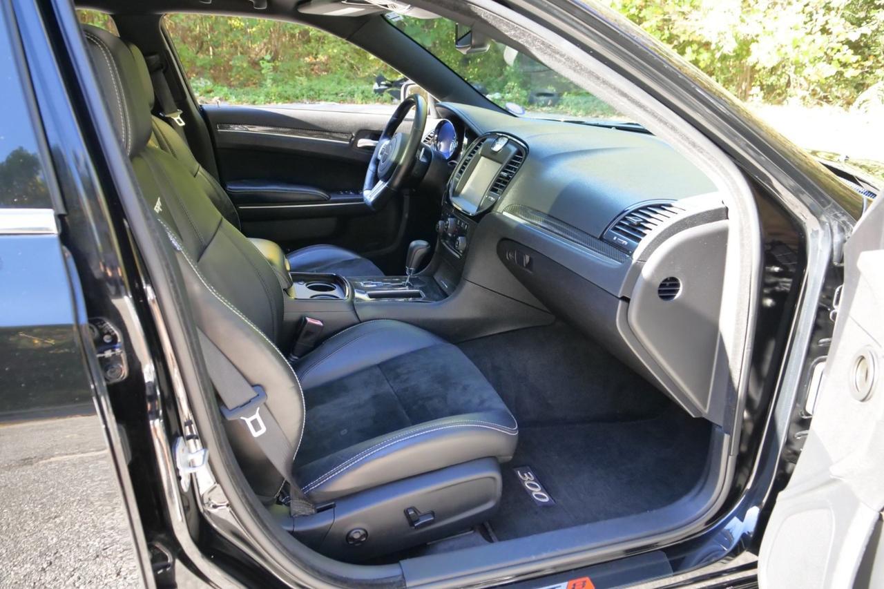2012 Chrysler 300 SRT8 / Harmon Kardon Audio / 6.4L V8 / Pano Sunroof Lincolnton NC