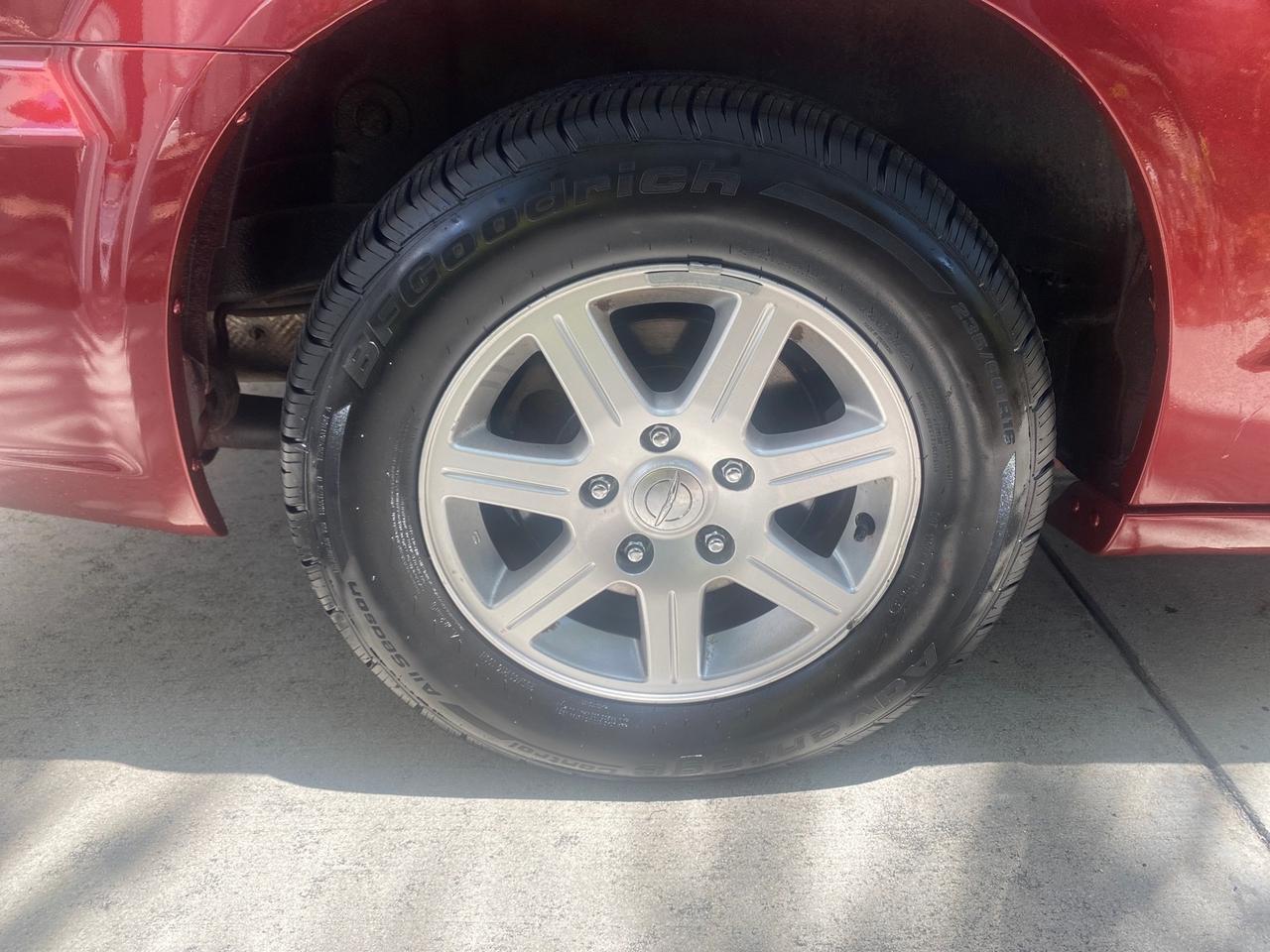 2012 Chrysler Town & Country 1 OWNER LOW MILES 58.406 Pompano Beach FL