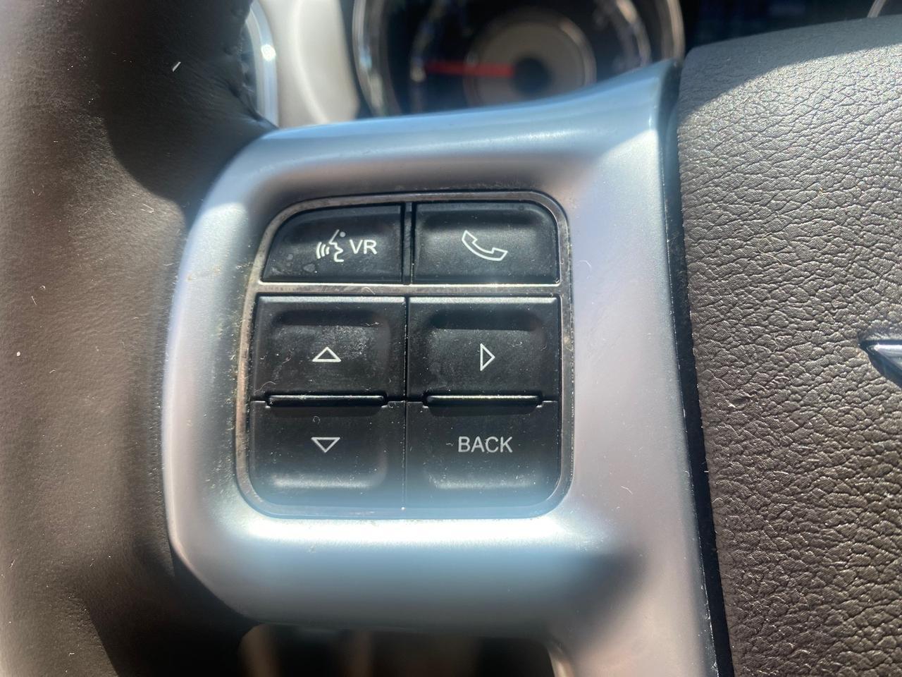 2012 Chrysler Town & Country 1 OWNER LOW MILES 58.406 Pompano Beach FL