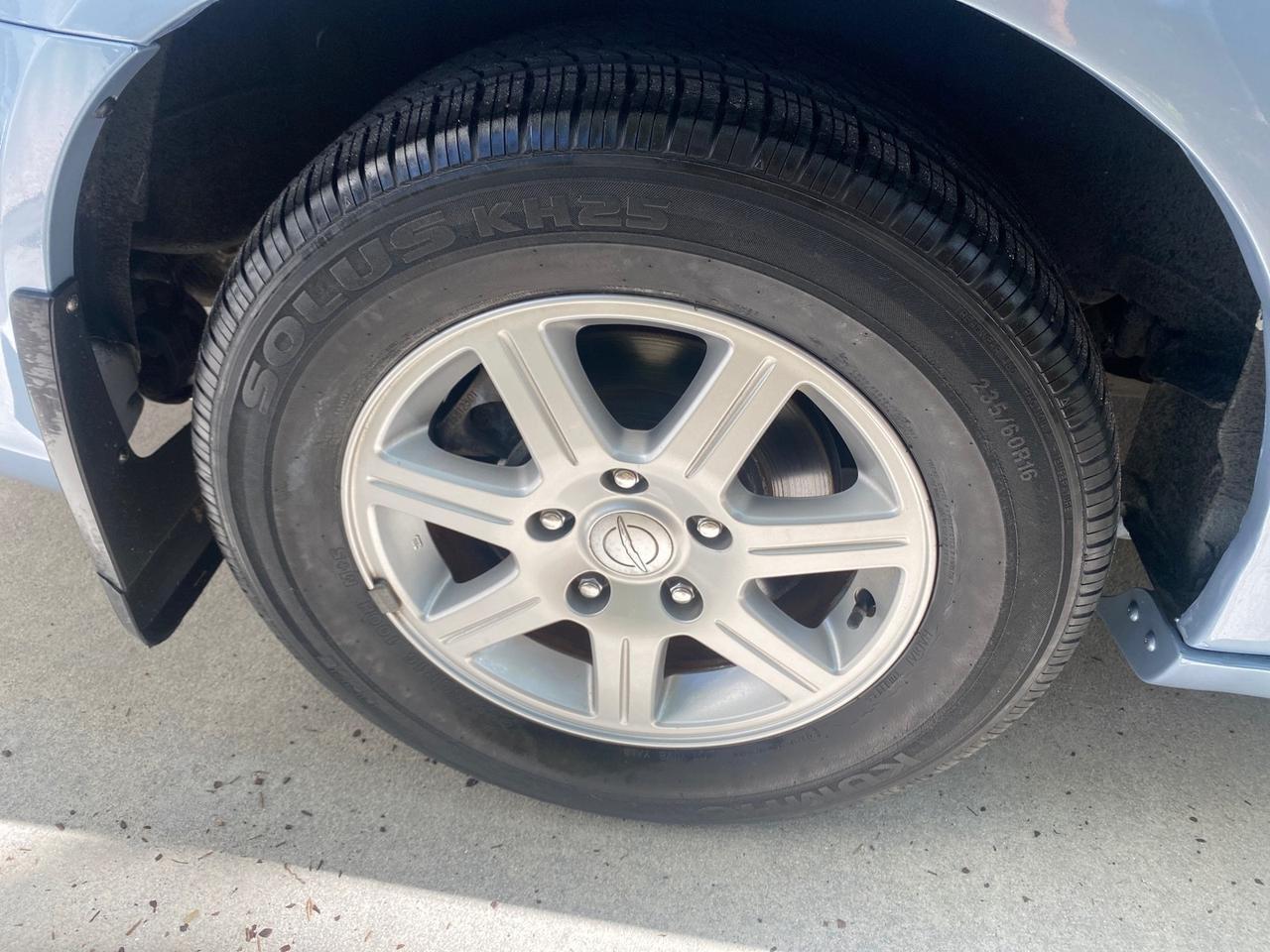2012 Chrysler Town & Country HANDICAP LIFT LOW MILES 32,124 Pompano Beach FL