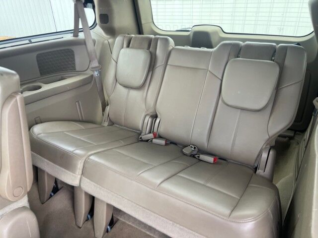 2012 Chrysler Town & Country Limited Gainesville TX