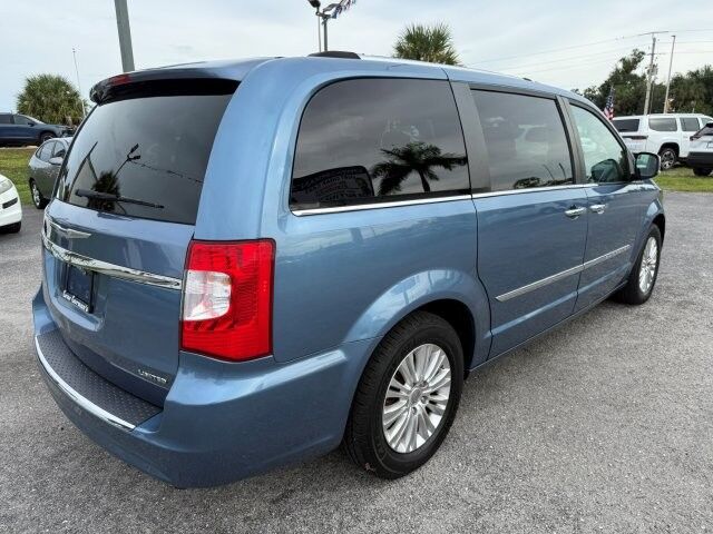 2012 Chrysler Town & Country Limited Punta Gorda FL