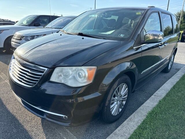 2012 Chrysler Town & Country Limited Whitehall PA