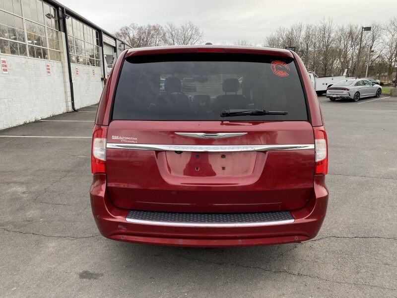 2012 Chrysler Town & Country Touring Bristol  PA