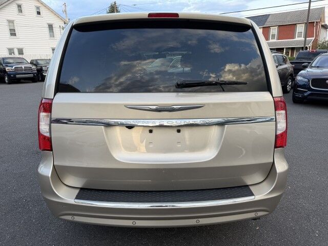 2012 Chrysler Town & Country Touring-L Whitehall PA
