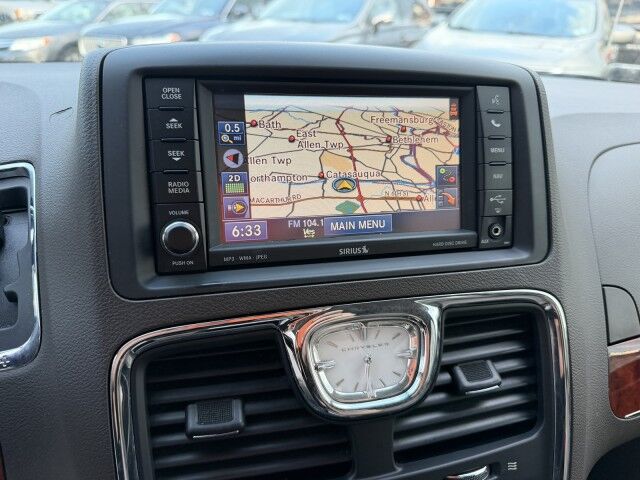 2012 Chrysler Town & Country Touring-L Whitehall PA