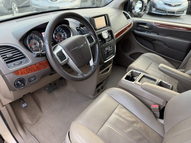 2012 Chrysler Town & Country Touring-L Whitehall PA