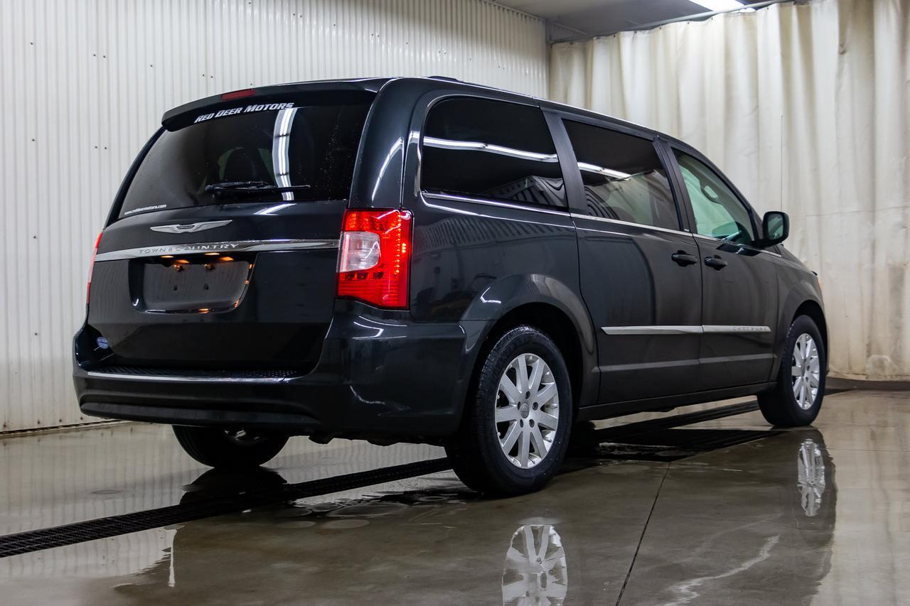 2012 Chrysler Town & Country Touring Leather Nav BCam Red Deer AB
