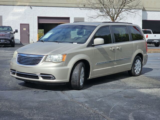 2012 Chrysler Town and Country Touring