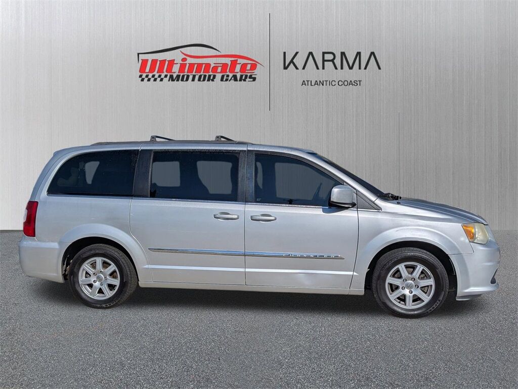 2012 Chrysler Town &amp; Country Touring