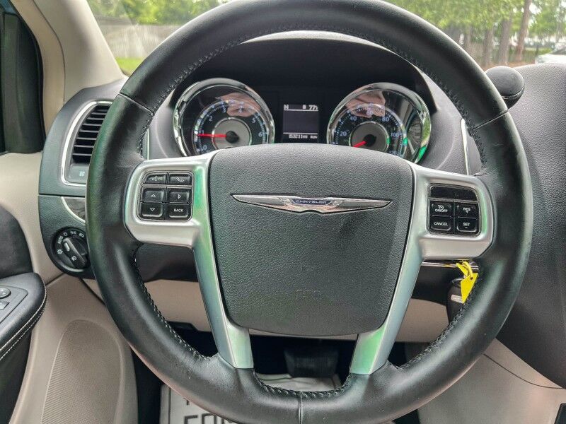 2012 Chrysler Town & Country Touring Wilmington NC