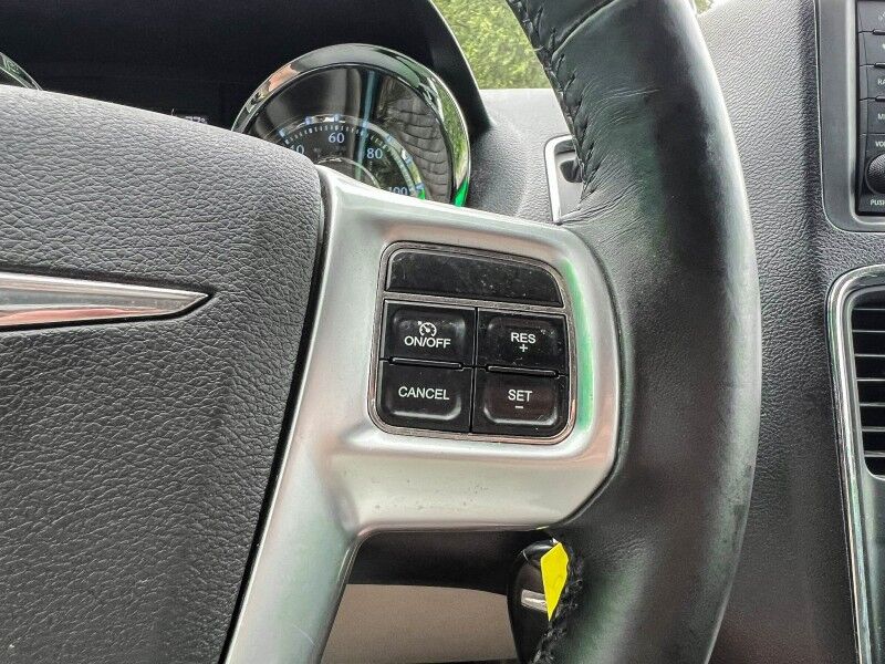 2012 Chrysler Town & Country Touring Wilmington NC