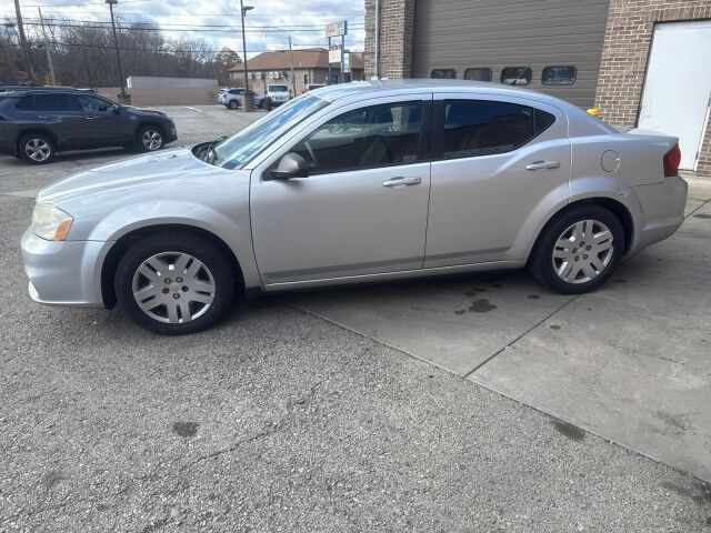 2012 Dodge Avenger SE