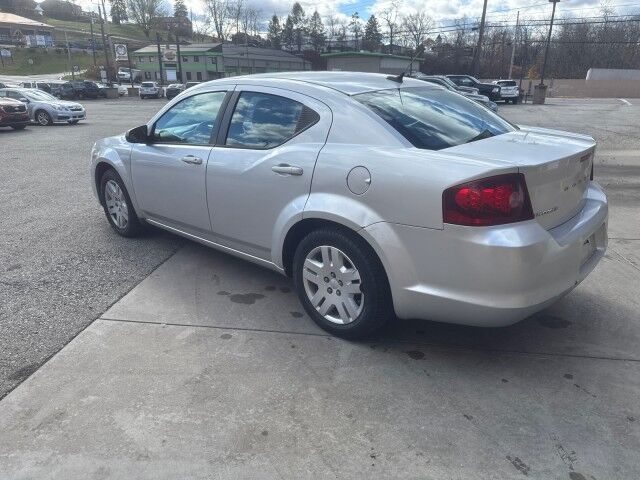 2012 Dodge Avenger SE