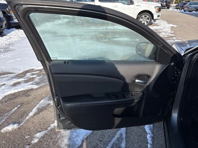 2012 Dodge Avenger SXT Cleveland OH