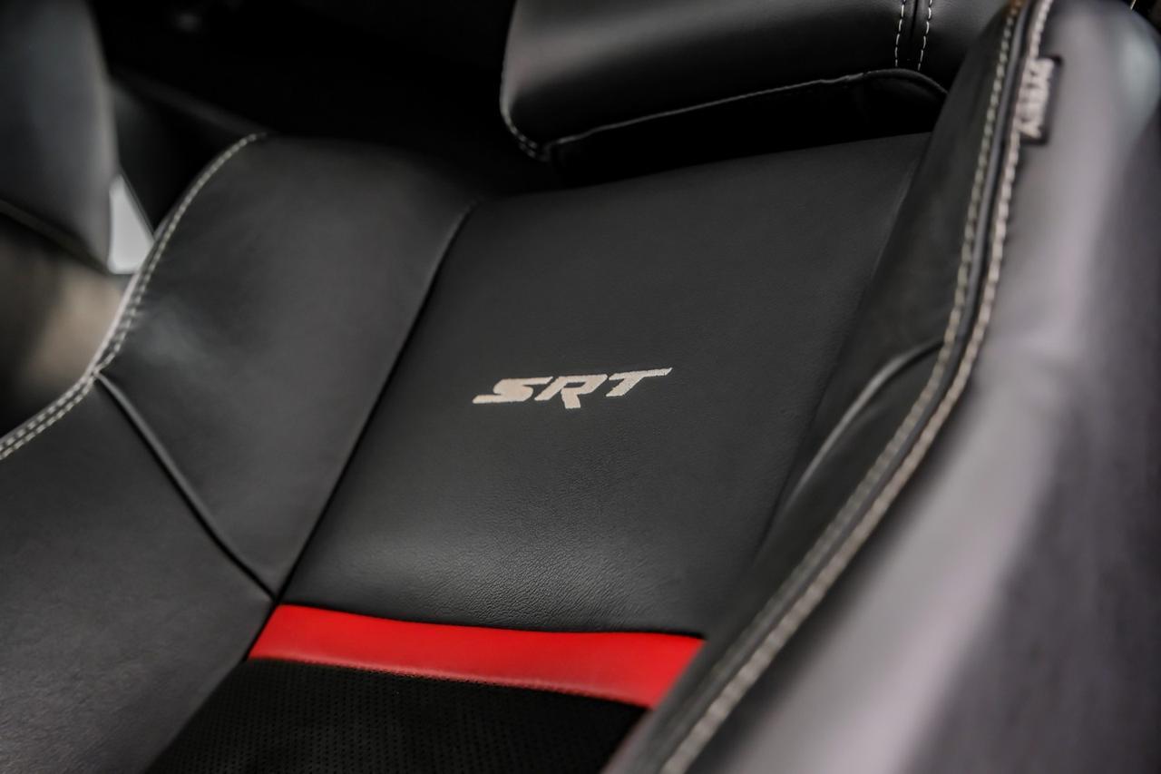 2012 Dodge Challenger SRT8 392 HEMI AUTOMATIC NAVIGATION SUNROOF LEATHER HEATED SEATS Carrollton TX