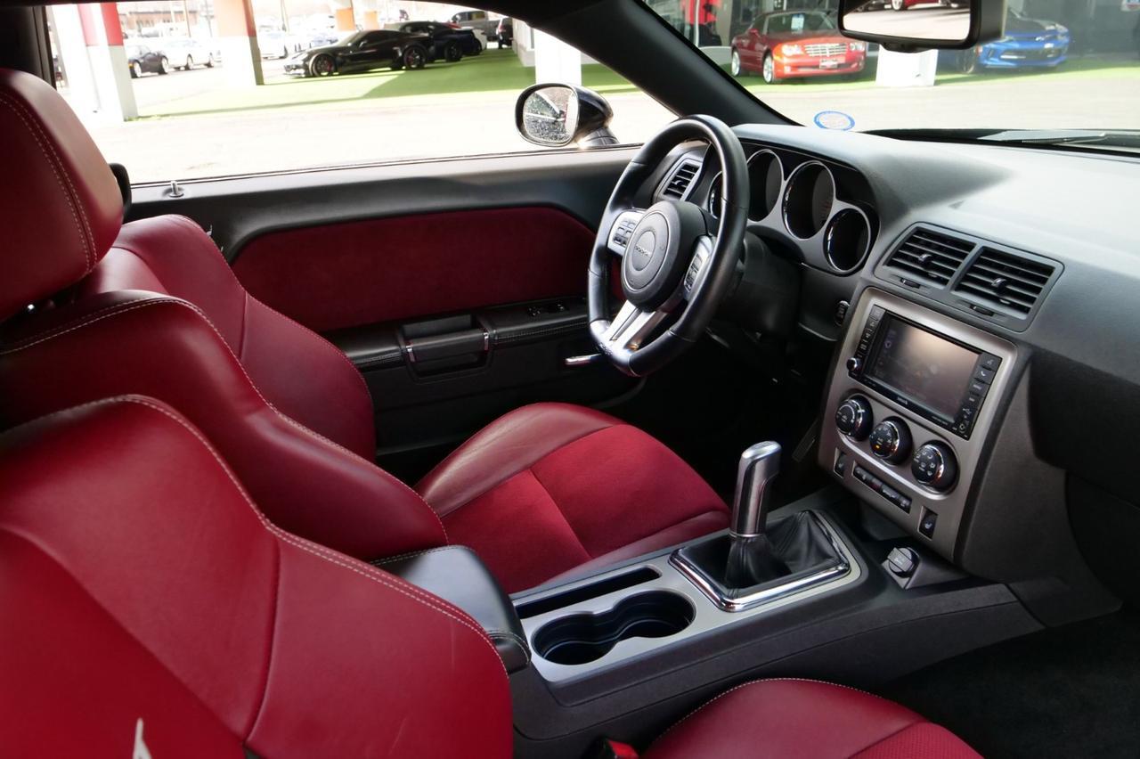 2012 Dodge Challenger SRT8 392 / Manual / Premium Sound Group! Lincolnton NC