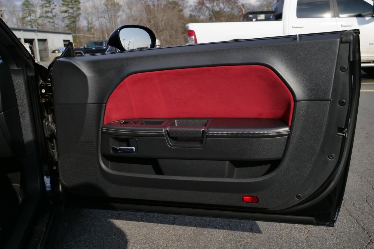 2012 Dodge Challenger SRT8 392 / Manual / Premium Sound Group! Lincolnton NC