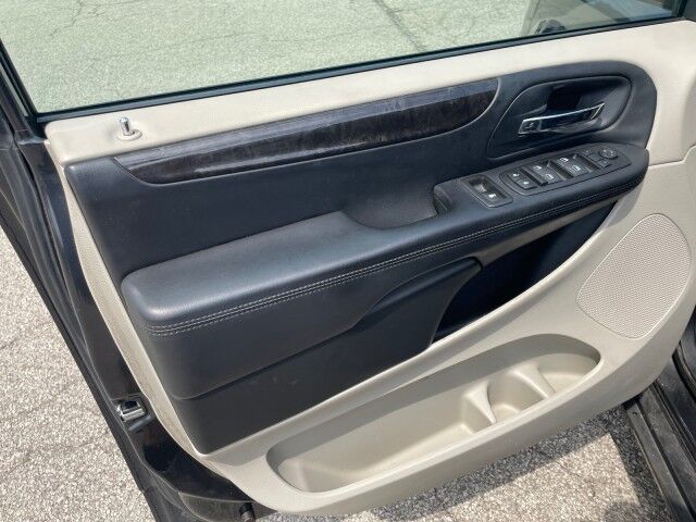 2012 Dodge Grand Caravan SE Cleveland OH