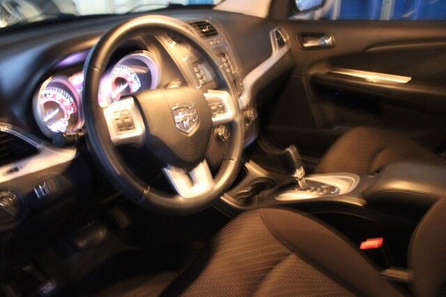 2012 Dodge Journey SE 3 ROWS