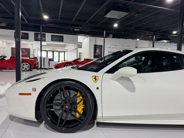 2012 Ferrari 458 Italia Bianco Avus paint, JBL Professional Audio, extended leather interior AND MORE!! Fort Lauderdale FL
