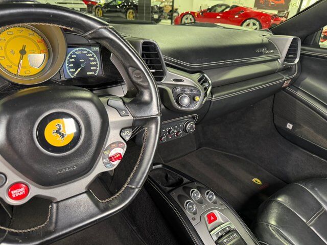 2012 Ferrari 458 Italia Bianco Avus paint, JBL Professional Audio, extended leather interior AND MORE!! Fort Lauderdale FL