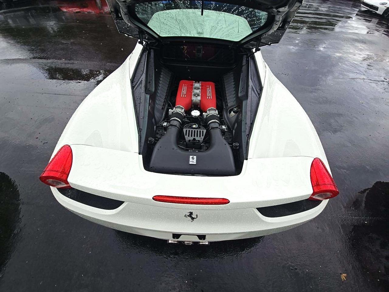 2012 Ferrari 458 Italia Carbon Fiber Racing Seats / Scuderia Shields Portland OR