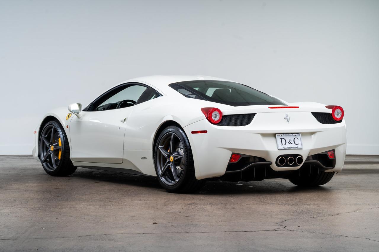 2012 Ferrari 458 Italia Italia Carbon Fiber Racing Seats / Scuderia Shields Portland OR