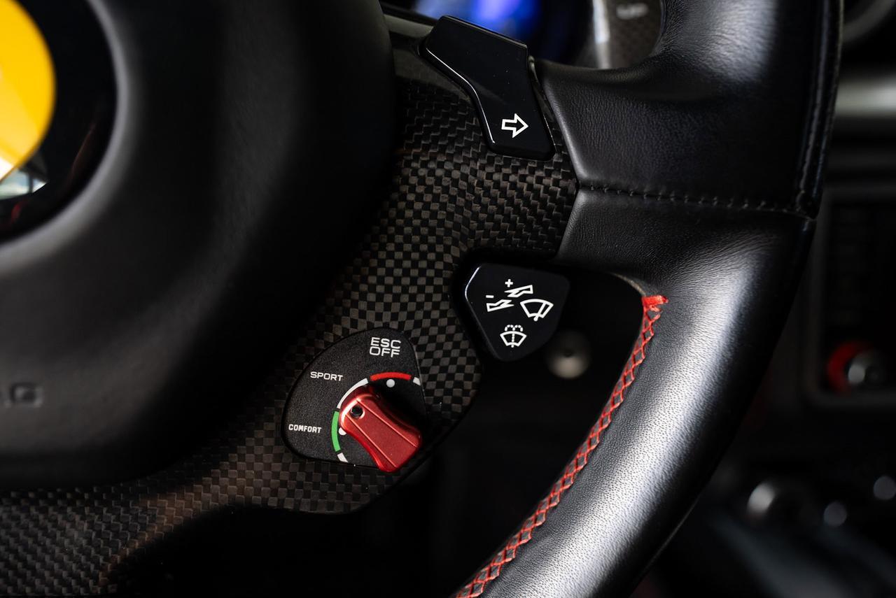 2012 Ferrari California Nero B/B paint, electric Daytona seats, carbon fiber steering wheel + LEDS & MORE!! Fort Lauderdale FL