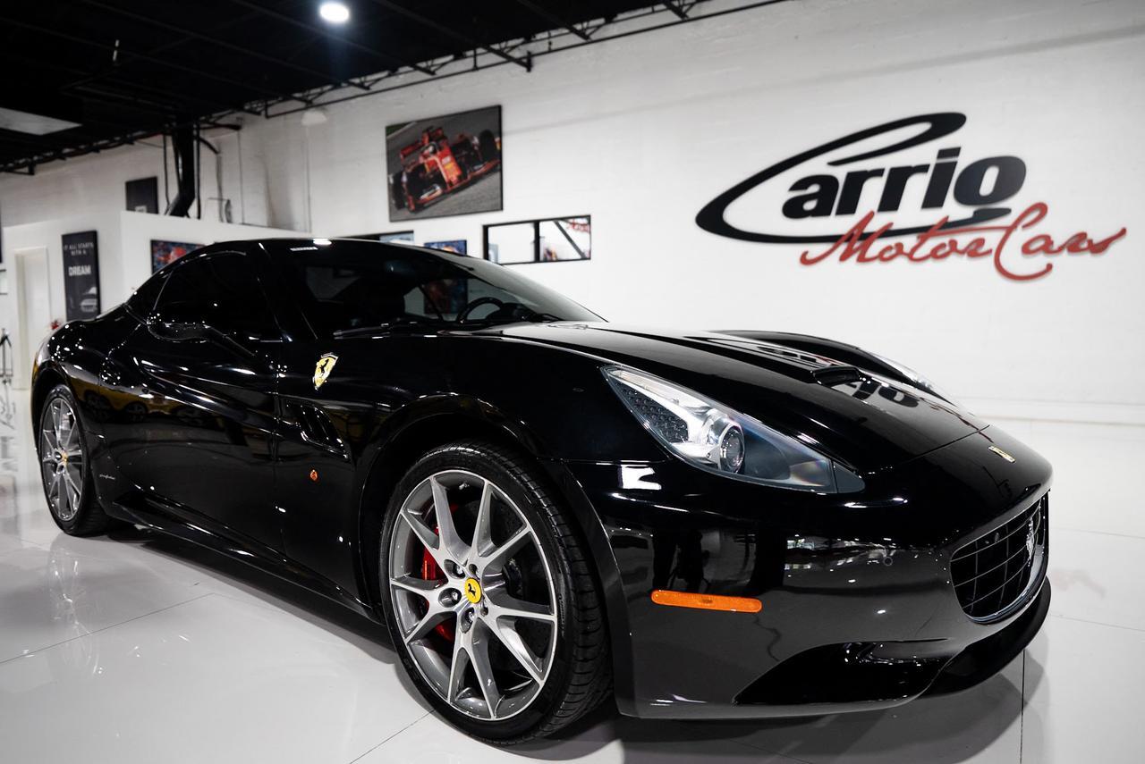 2012 Ferrari California Nero B/B paint, electric Daytona seats, carbon fiber steering wheel + LEDS & MORE!! Fort Lauderdale FL