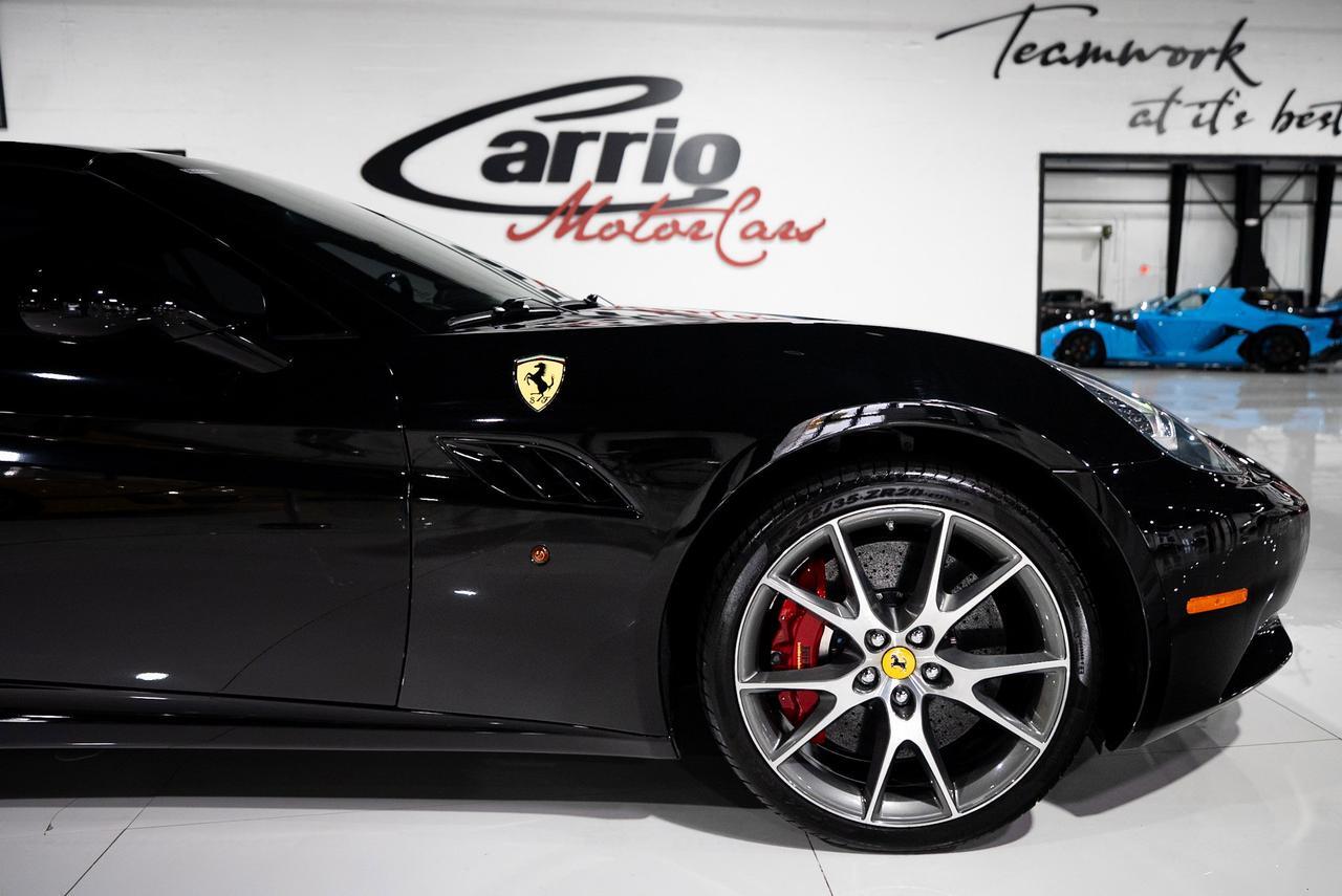 2012 Ferrari California Nero B/B paint, electric Daytona seats, carbon fiber steering wheel + LEDS & MORE!! Fort Lauderdale FL
