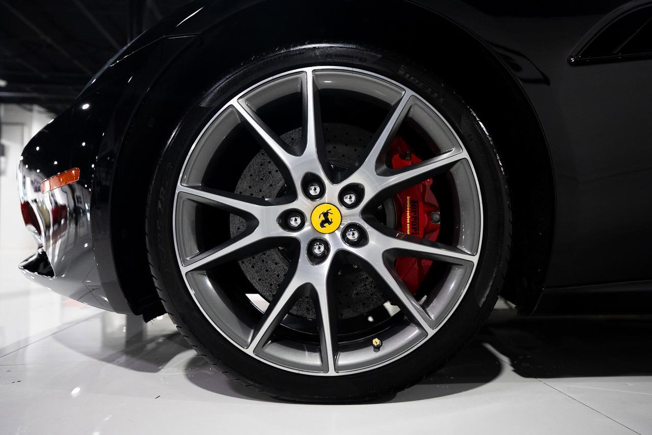 2012 Ferrari California Nero B/B paint, electric Daytona seats, carbon fiber steering wheel + LEDS & MORE!! Fort Lauderdale FL