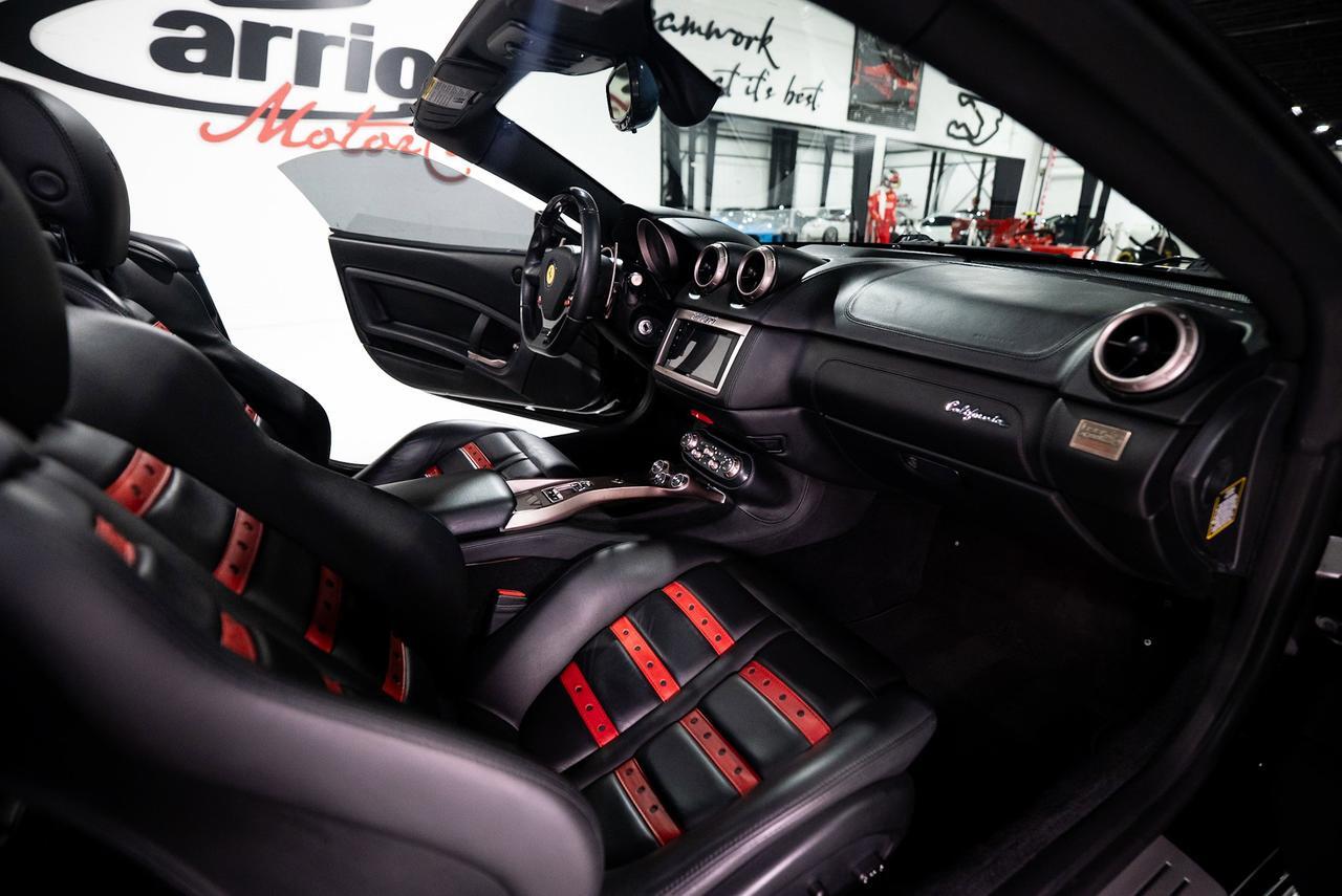 2012 Ferrari California Nero B/B paint, electric Daytona seats, carbon fiber steering wheel + LEDS & MORE!! Fort Lauderdale FL