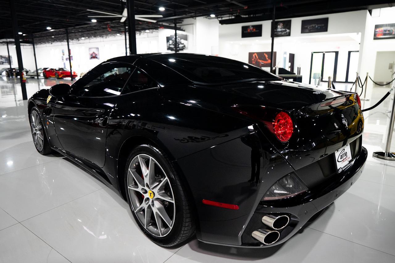 2012 Ferrari California Nero B/B paint, electric Daytona seats, carbon fiber steering wheel + LEDS & MORE!! Fort Lauderdale FL