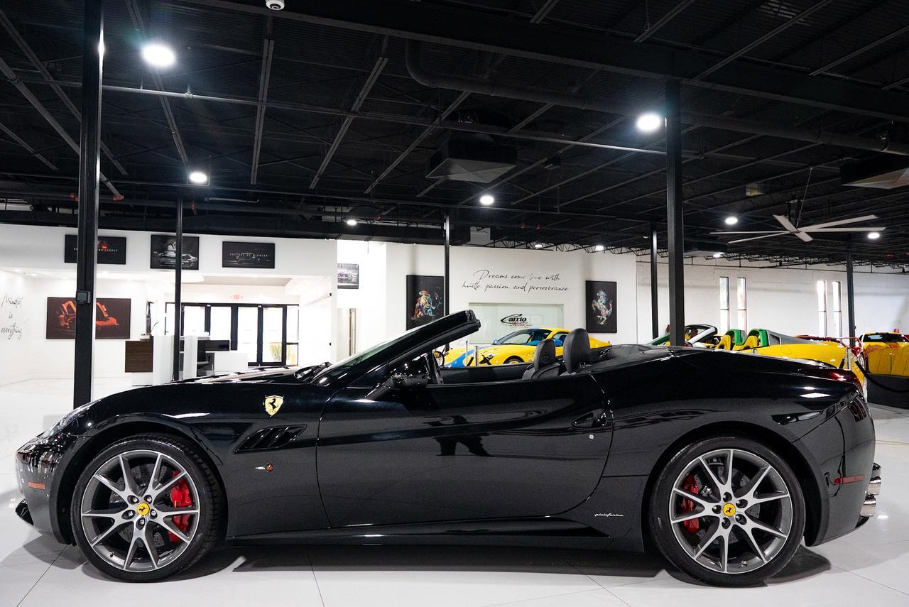 2012 Ferrari California Nero B/B paint, electric Daytona seats, carbon fiber steering wheel + LEDS & MORE!! Fort Lauderdale FL