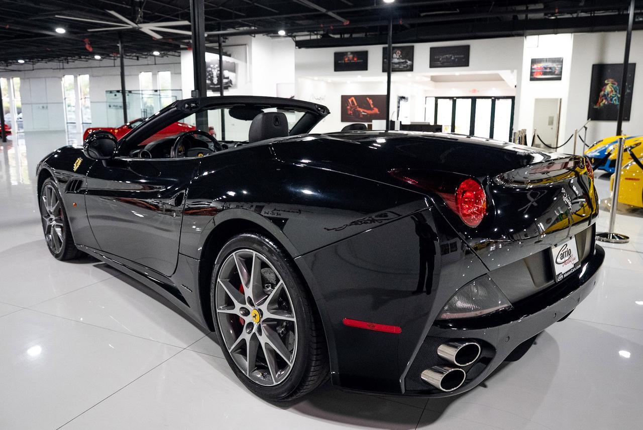 2012 Ferrari California Nero B/B paint, electric Daytona seats, carbon fiber steering wheel + LEDS & MORE!! Fort Lauderdale FL