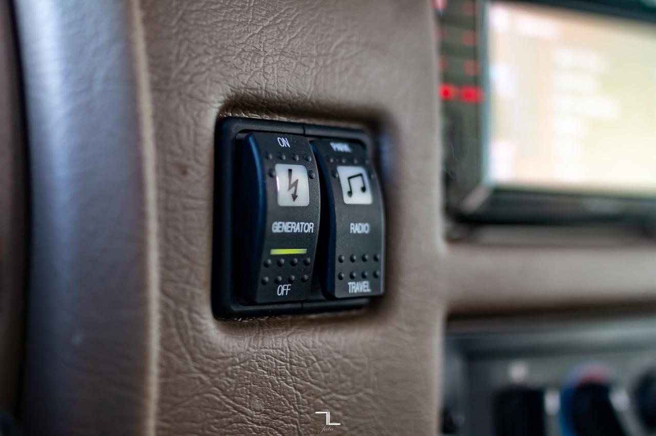 2012 Fleetwood Storm 32V Class A Motorhome Red Deer AB