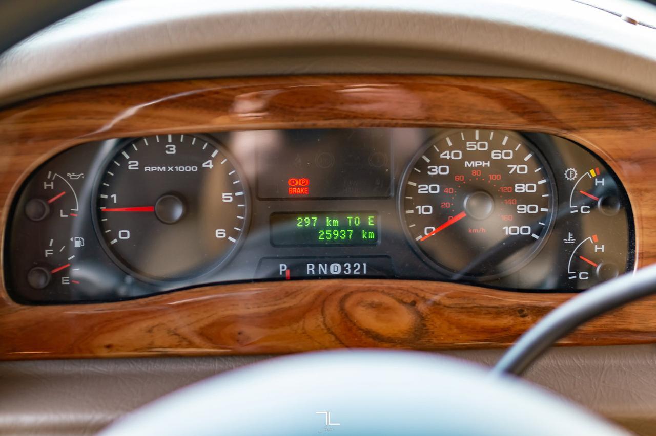 2012 Fleetwood Storm 32V Class A Motorhome Red Deer AB