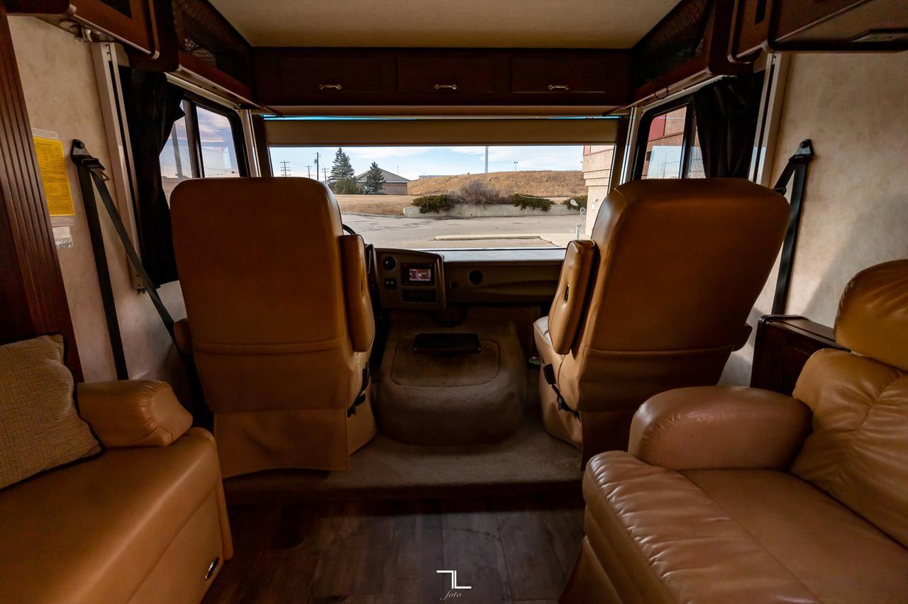 2012 Fleetwood Storm 32V Class A Motorhome Red Deer AB