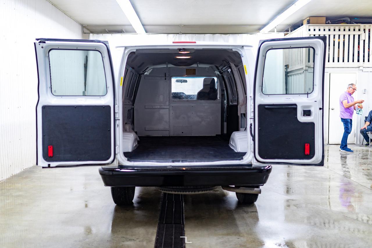 2012 Ford E-250 Extended Cargo Van Red Deer AB