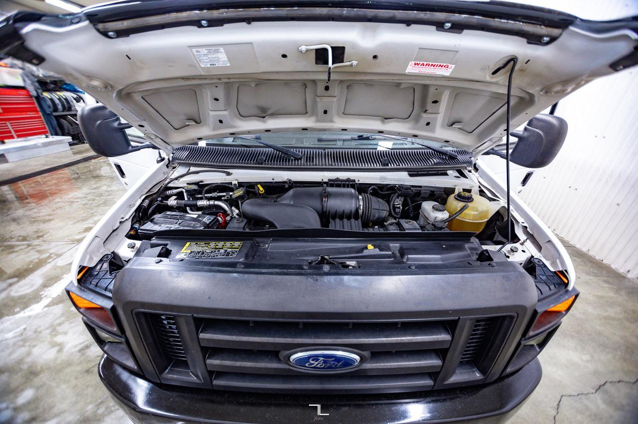 2012 Ford E-250 Extended Cargo Van Red Deer AB