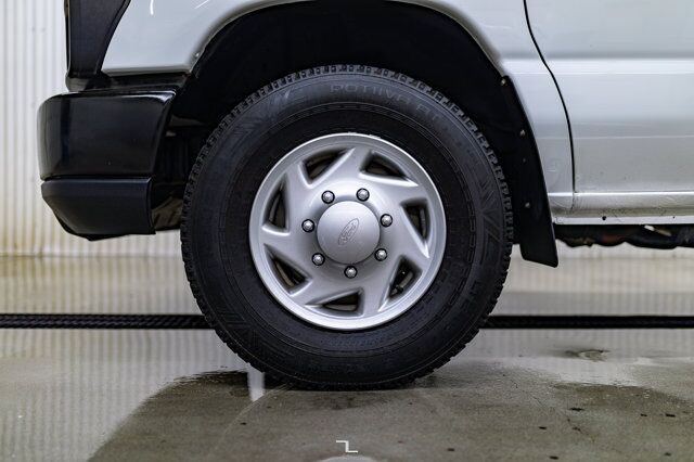 2012 Ford E-250 Extended Cargo Van Red Deer AB