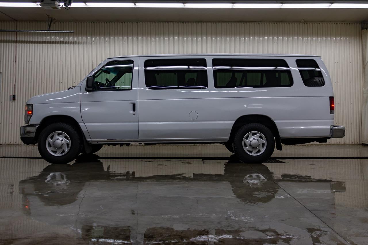2012 Ford E-350 XL Econoline 15 Passenger Red Deer AB