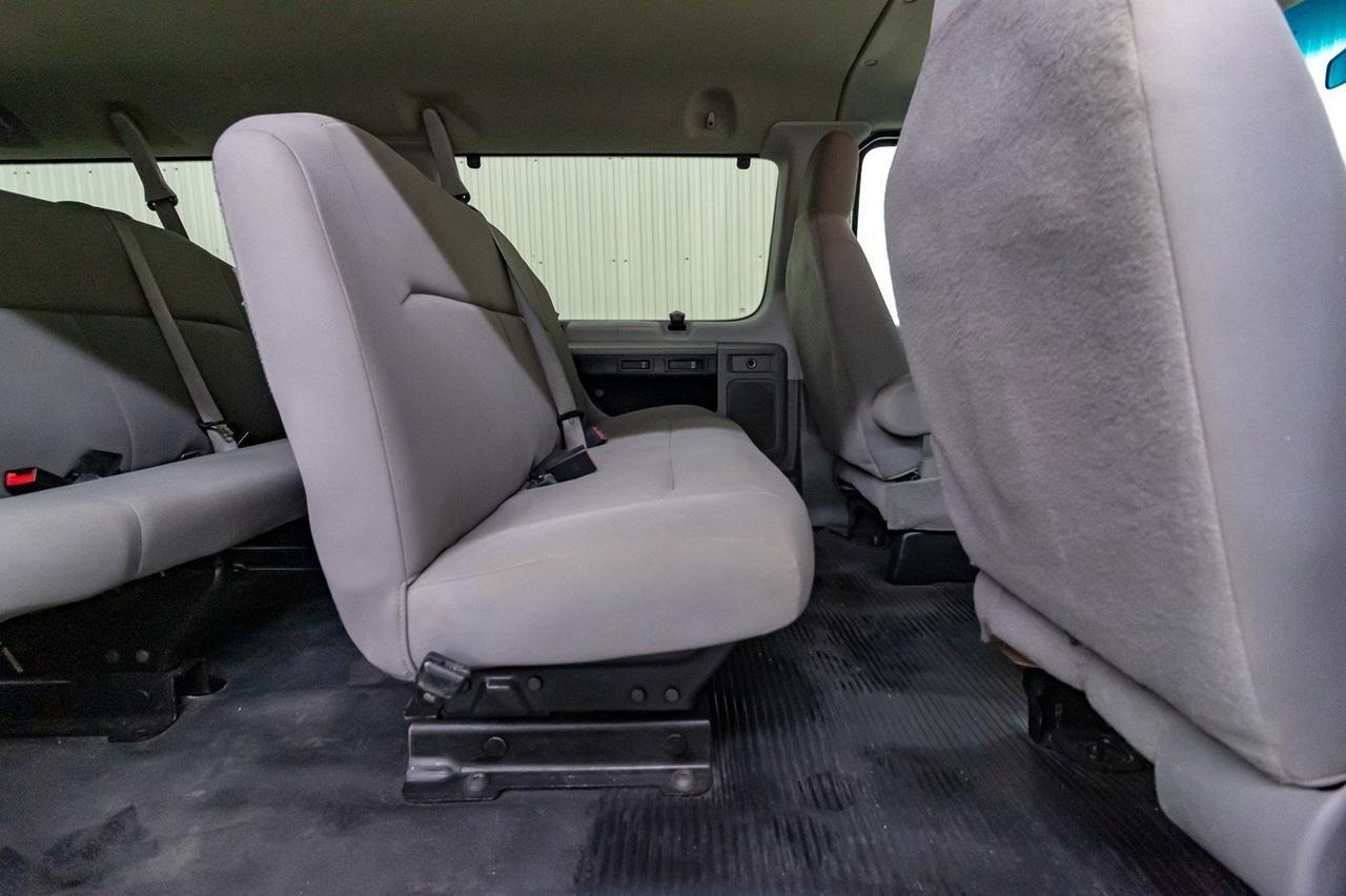 2012 Ford E-350 XL Econoline 15 Passenger Red Deer AB