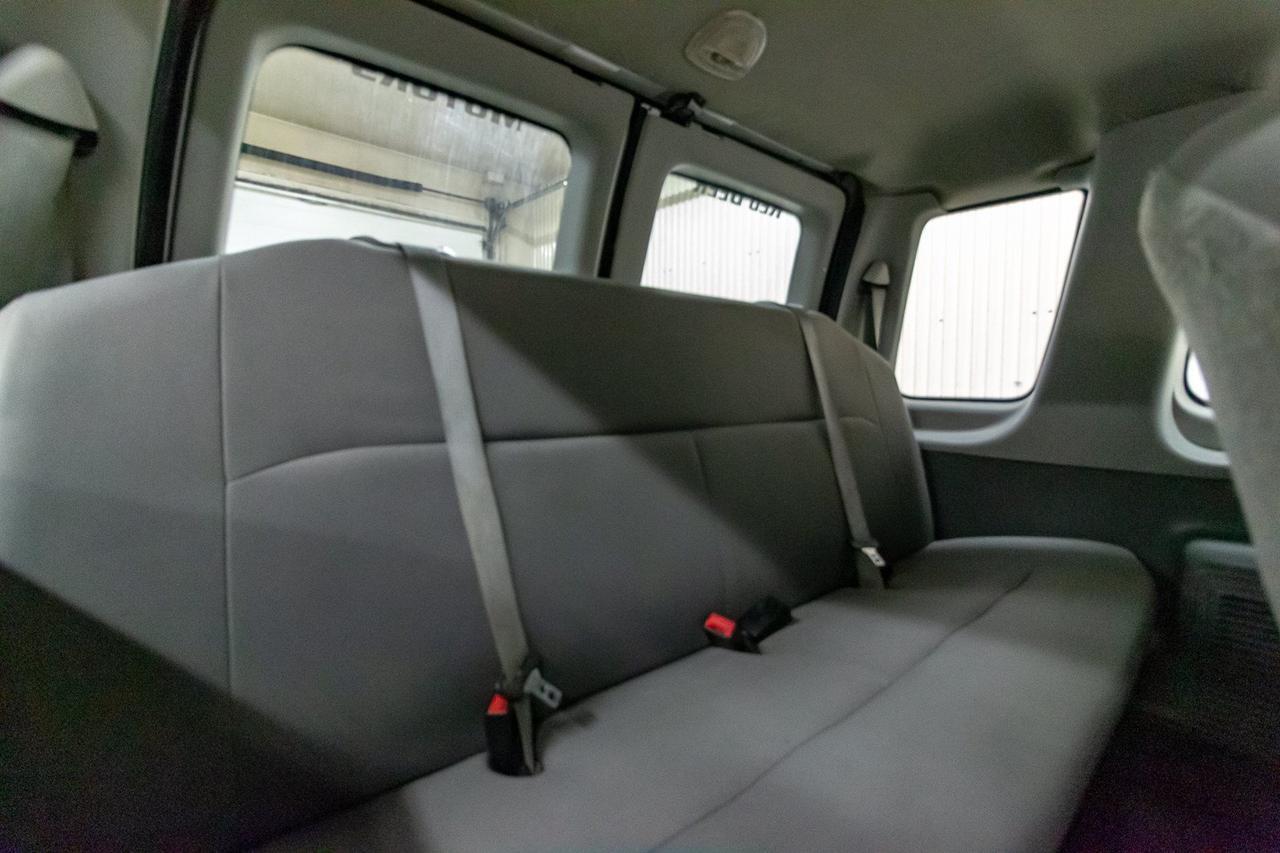 2012 Ford E-350 XL Econoline 15 Passenger Red Deer AB