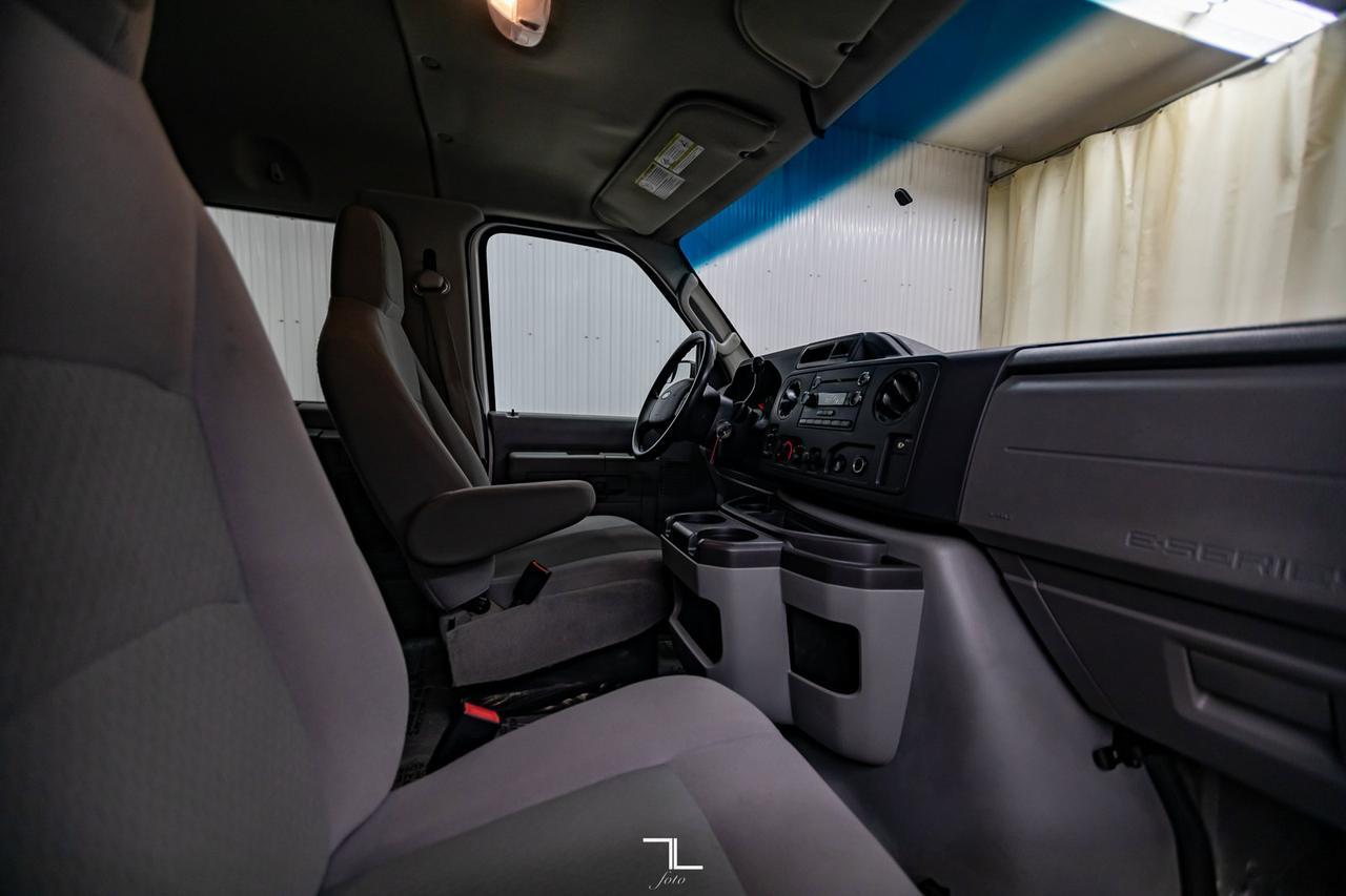 2012 Ford E-350 XLT 12 Passenger Red Deer AB