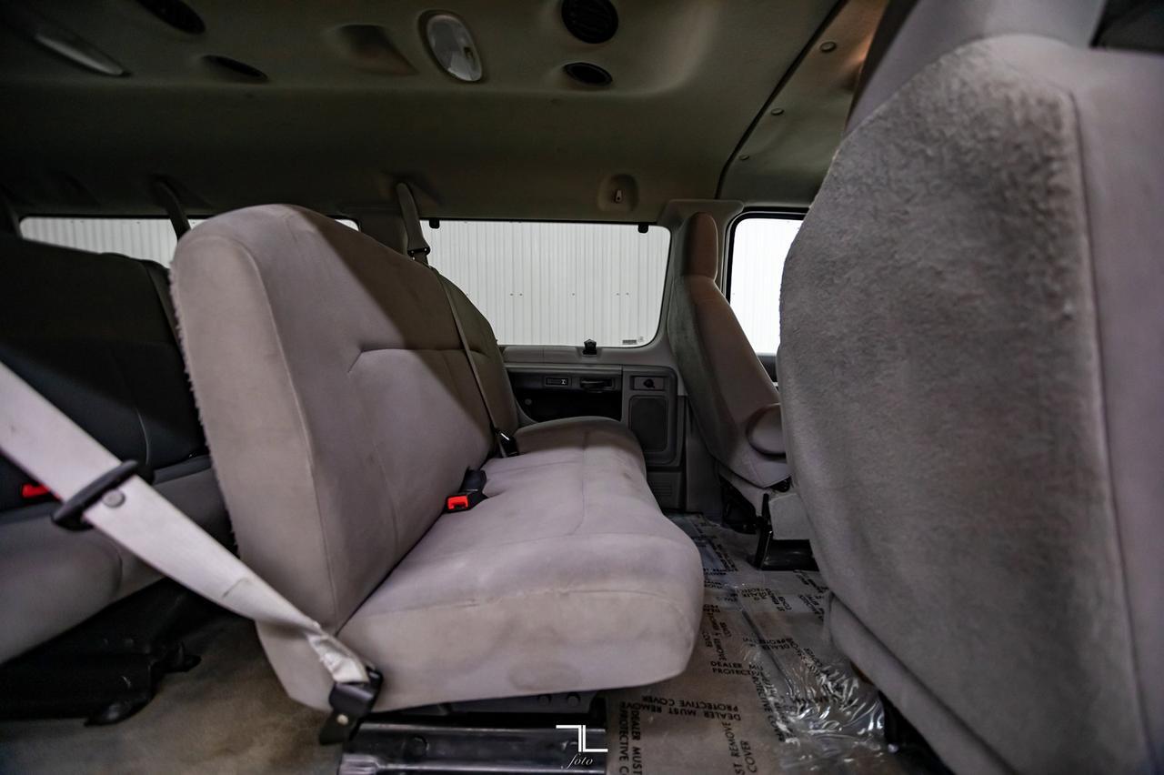 2012 Ford E-350 XLT 12 Passenger Red Deer AB