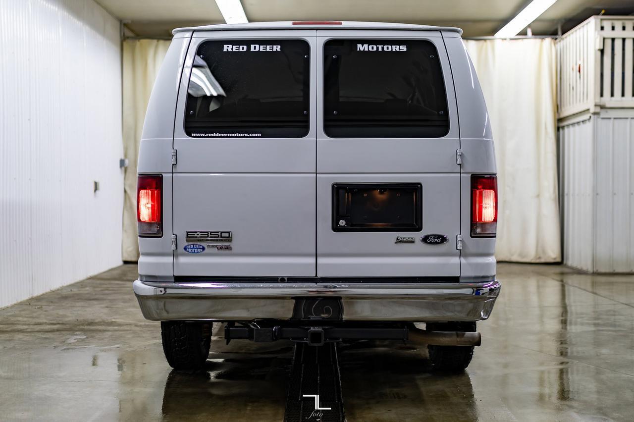 2012 Ford E-350 XLT 12 Passenger Red Deer AB