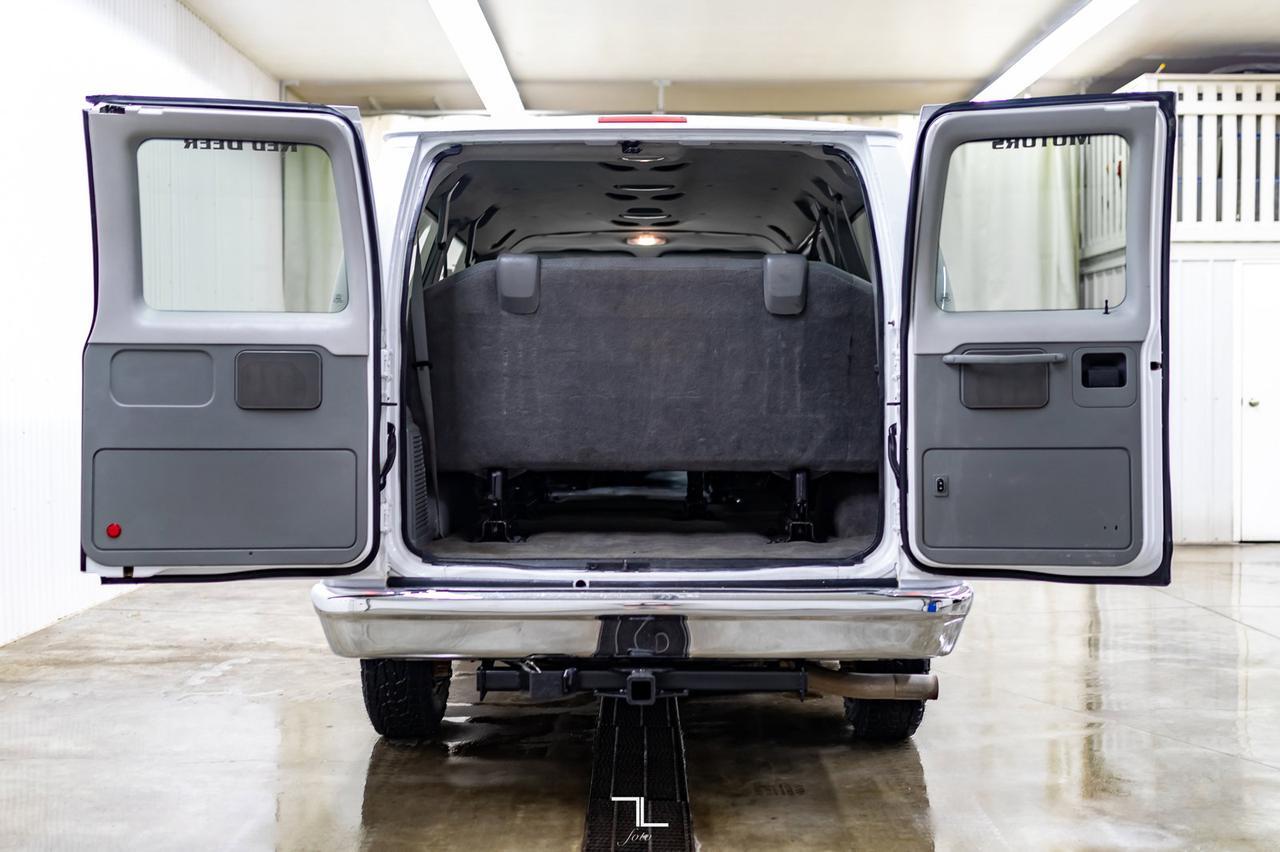 2012 Ford E-350 XLT 12 Passenger Red Deer AB